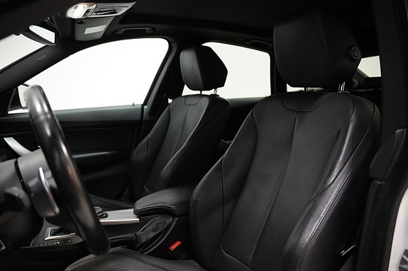 BMW 330d 6 of 21