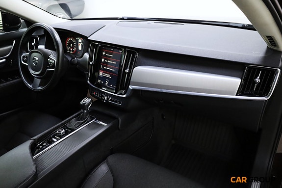Volvo S90 11 of 24