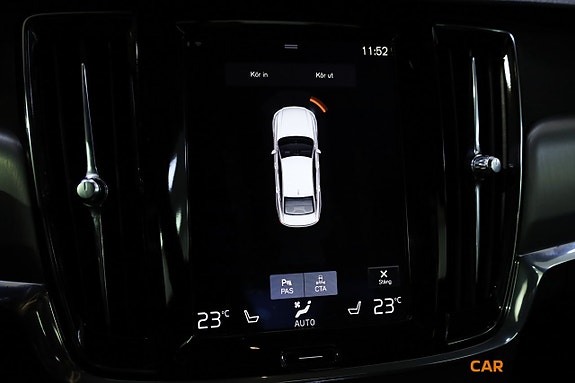 Volvo S90 21 of 24