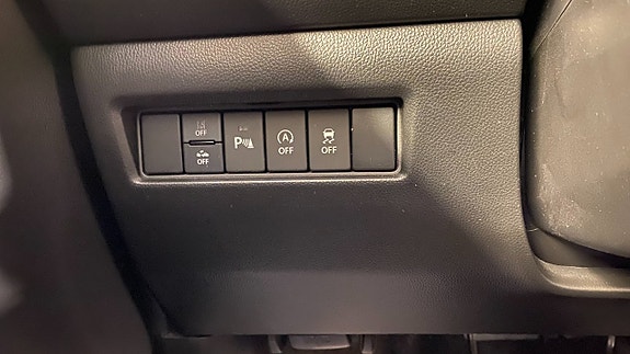 Suzuki Swift 9 of 16