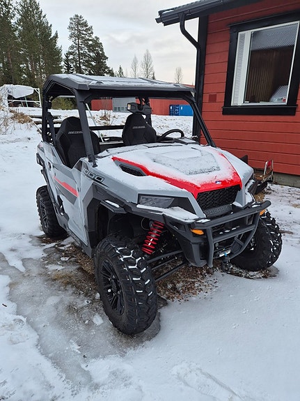 Polaris GENERAL  1000 EPS