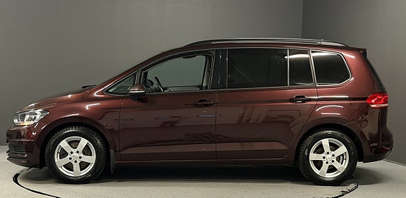 Volkswagen Touran 8 of 26