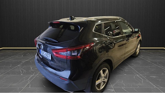 Nissan Qashqai 4 of 5