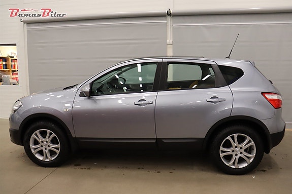 Nissan Qashqai 2 of 5