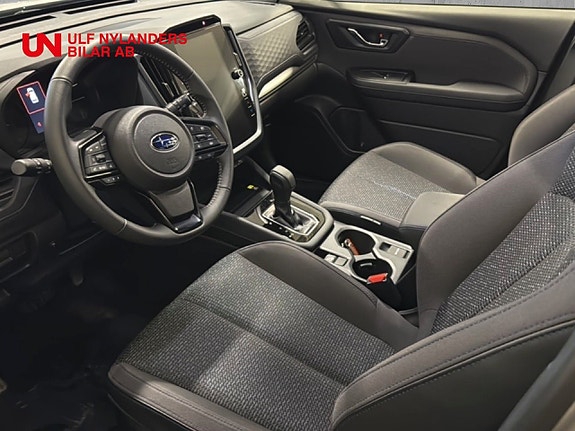 Subaru Forester 8 of 15