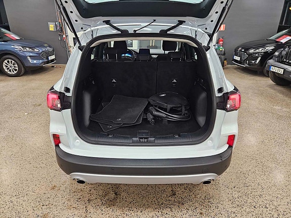 Ford Kuga 19 of 19