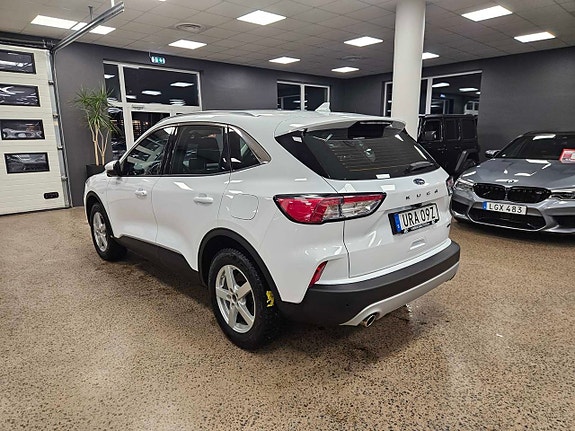Ford Kuga 4 of 19
