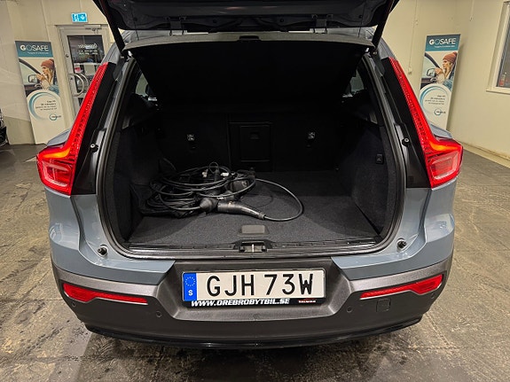 Volvo XC40 25 of 27