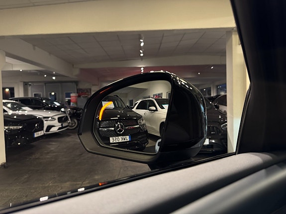 Volvo XC40 19 of 27
