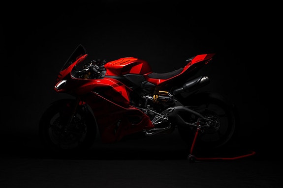 Ducati Panigale V2  Special Edition MM93 4 of 6