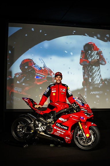 Ducati Panigale V2  Special Edition MM93 6 of 6