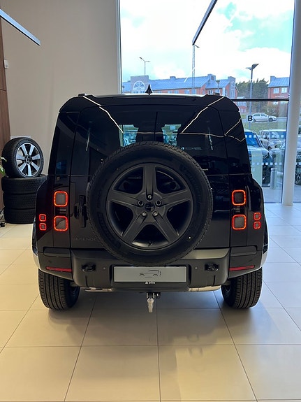 Land Rover Defender 90 4 of 5