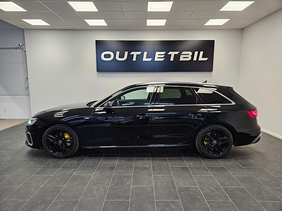 Audi A4 2 of 26