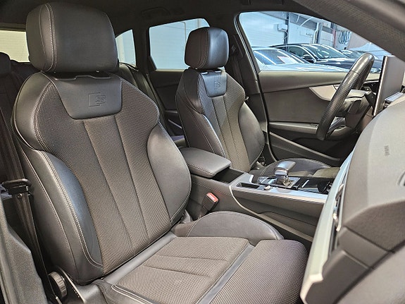 Audi A4 14 of 26