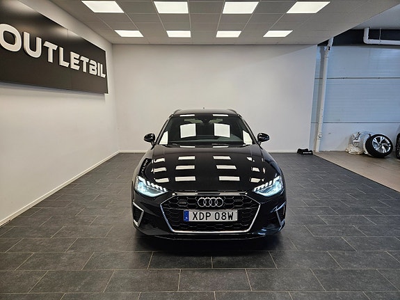 Audi A4 4 of 26