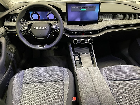 Skoda Superb 4 of 5
