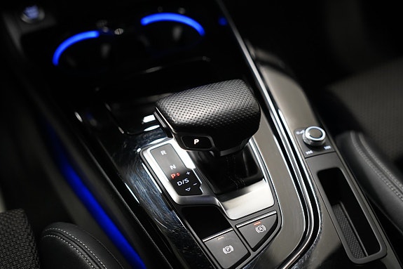 Audi A4 17 of 28
