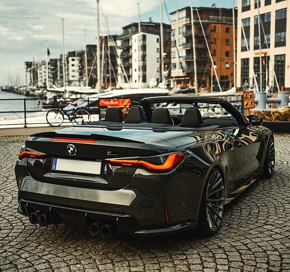 BMW M4 5 of 5