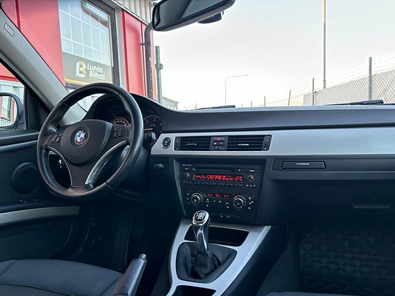 BMW 320 10 of 27