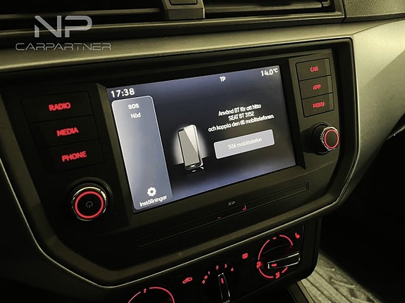 Seat Arona 18 of 22