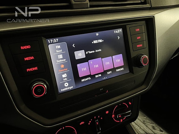 Seat Arona 13 of 22