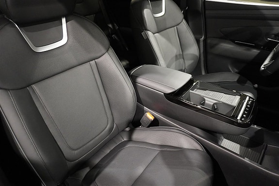 Hyundai Tucson 12 of 20