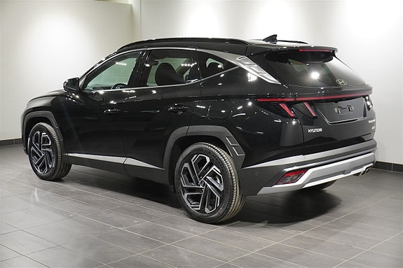 Hyundai Tucson 4 of 5