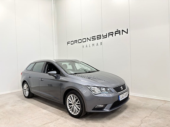 Seat Leon 2 of 5