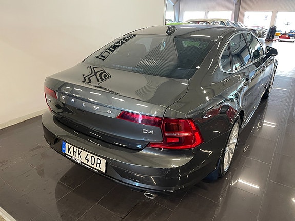 Volvo S90 3 of 5