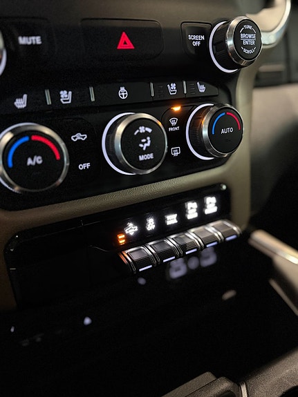 Dodge RAM 1500 20 of 21