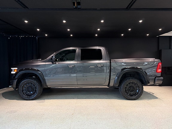 Dodge RAM 1500 4 of 21