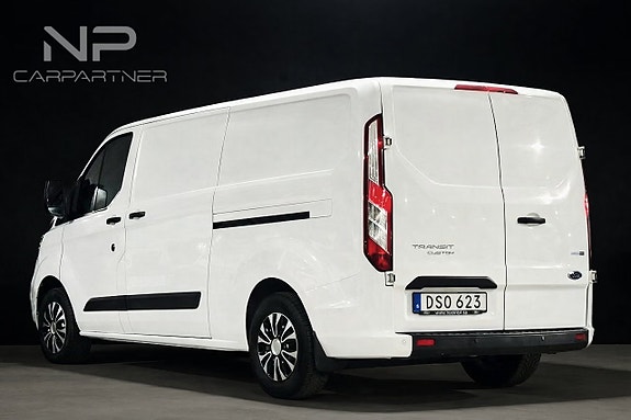 Ford Transit Custom 5 of 5
