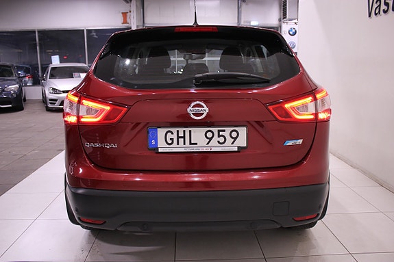 Nissan Qashqai 8 of 28