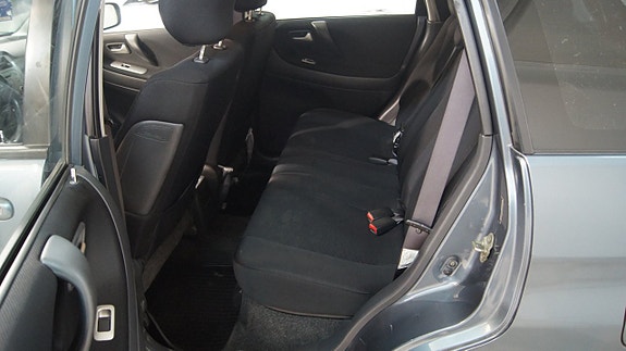 Suzuki Liana 6 of 10