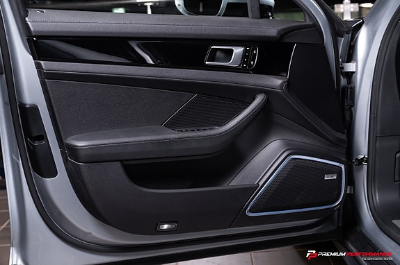 Porsche Panamera 4 7 of 29