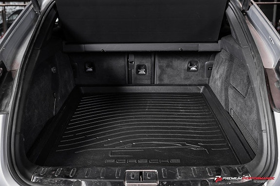 Porsche Panamera 4 25 of 29