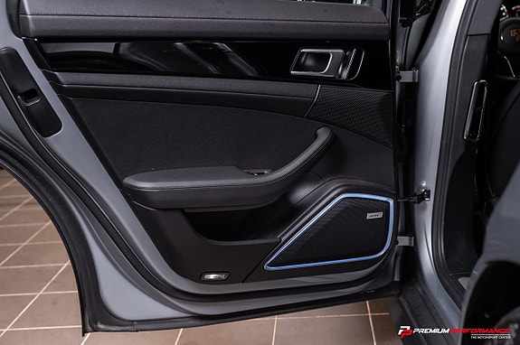 Porsche Panamera 4 22 of 29