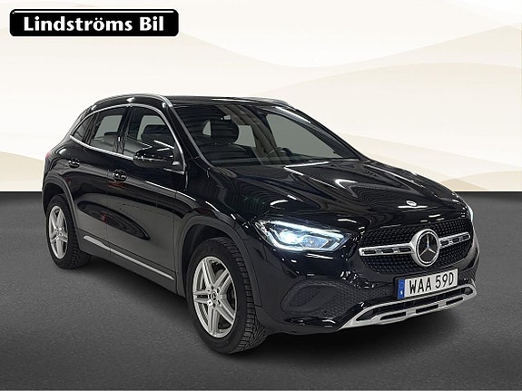 Mercedes-Benz GLA200 d 3 of 5