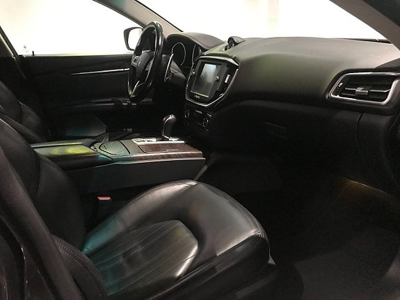 Maserati Ghibli 13 of 14
