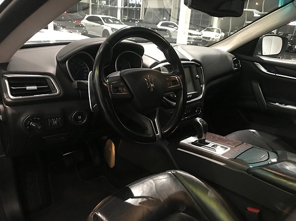 Maserati Ghibli 8 of 14