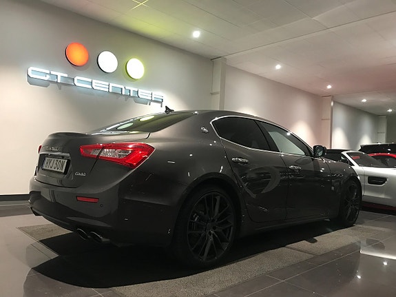Maserati Ghibli 6 of 14
