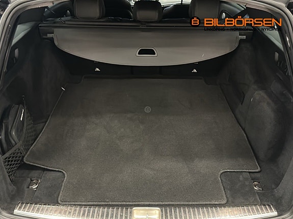 Mercedes-Benz E220 14 of 21