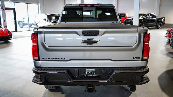 Chevrolet Silverado 2500 6 of 30