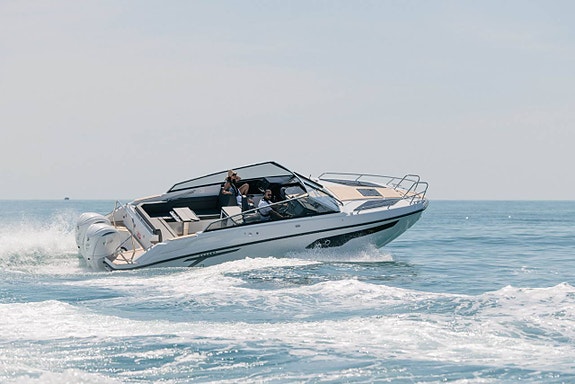 Finnmaster T9 & 2st Mercury 300 hk V8 (elreglage) -2026 6 of 12