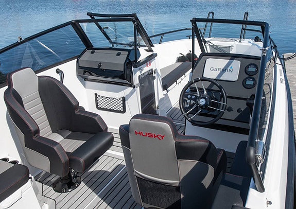 Husky R7 & Mercury 200 hk V6 4-takt -2026 8 of 9