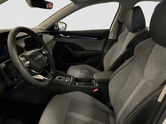 Skoda Octavia 7 of 17