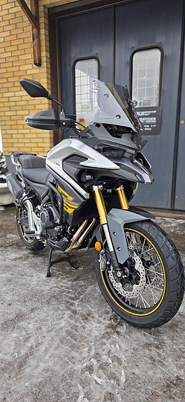 Voge DS525X -26 2 of 5