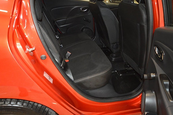 Renault Clio 17 of 22