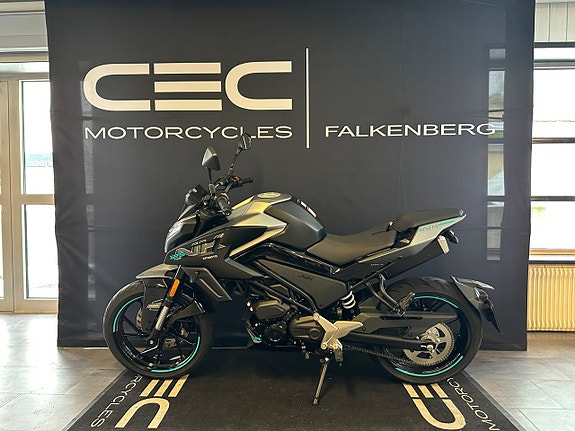 CFMOTO 125 NK 4 of 7