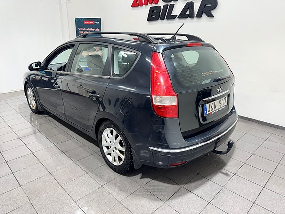 Hyundai i30 13 of 16